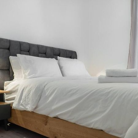 Syntagma Square, 60Sqm Platinum Suite Athens Exterior photo
